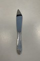 Danam Antik 
presents: 
Georg 
Jensen Silver 
Plate Mermaid 
Layered Cake 
Knife