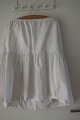 ViKaLi 
presents: 
Skirt
An old with 
good details 
made by hand
The antique, 
Danish linen 
and fustian is 
our ...