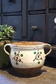 K&Co. presents: 

Decorative 
Swedish 19th 
century glazed 
clay jar with 
handle and a 
super nice 
patina...