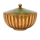 Aabenraa 
Antikvitetshandel 
presents: 
Tinos 
lidded bronze 
bowl. H: 14cm. 
D: 18cm