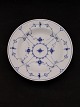 Middelfart 
Antik presents: 
Royal 
Copenhagen blue 
fluting deep 
plate 1/165