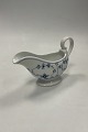 Danam Antik 
presents: 
Royal 
Copenhagen Blue 
Fluted Plain 
Gravy Pitcher 
No. 406