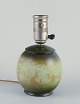 L'Art presents: 
Swedish 
table lamp in 
painted wood.
Art Deco.