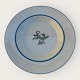 Moster Olga - 
Antik og Design 
presents: 
Royal 
Copenhagen
Flower horn
Deep plate
DKK 100