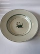 Antik Huset 
presents: 
Royal 
Copenhagen 
Heartgrass Deep 
dinner plate
Measures 24.5 
cm