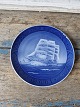 Karstens Antik 
presents: 

Royal 
Copenhagen 
Christmas plate 
1961
