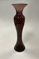 Danam Antik 
presents: 
Holmegaard 
Vase in Purple 
glas