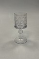 Danam Antik 
presents: 

Kosta Boda 
Husar White 
Wine Glass by 
Bertil Vallien