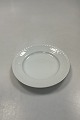 Danam Antik 
presents: 
Royal 
Copenhagen 
White Half Lace 
Side Plate No. 
617