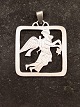 Middelfart 
Antik presents: 
Art deco 
pendant