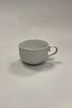 Danam Antik 
presents: 
Royal 
Copenhagen 
White Magnolia 
with Embossed 
Bisque Flowers 
Teacup No. 84