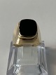 Antik Huset 
presents: 
Gold ring 
with black 
onyx, 14 carat
Size: 62.