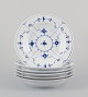 L'Art presents: 
Royal 
Copenhagen Blue 
Fluted Plain.
A set of six 
deep plates.