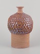 L'Art presents: 
Rolf 
Fagerberg, 
Swedish 
ceramist.
Unique clay 
vase.