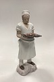 Danam Antik 
presents: 
Bing and 
Grondahl 
Figurine of 
Baker No. 2223