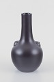 L'Art presents: 
Pol 
Chambost 
(1906-1983), 
French 
ceramist. 
Unique ceramic 
vase.