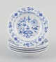 L'Art presents: 
Meissen, 
Germany. A set 
of five small 
Blue Onion 
pattern 
porcelain 
plates.