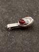 Middelfart 
Antik presents: 
N E From 
sterling silver 
tie pin with 
amethyst