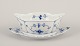 L'Art presents: 
Royal 
Copenhagen Blue 
Fluted Plain.
Gravy boat on 
foot.