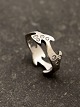 Middelfart 
Antik presents: 

Georg 
Jensen 18 carat 
white gold ring 
with 
brilliant-cut 
diamonds