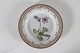 Stari Antik 
presents: 
Royal 
Copenhagen
Flora Danica
Dinner plate 
3549
Ø 25 cm