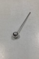 Danam Antik 
presents: 
Drink 
Stirrer 
Silverplate