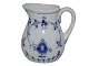 Antik K 
presents: 
Blue 
Traditional 
Hotel porcelain
Miniature 
creamer
