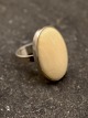 Middelfart 
Antik presents: 
N E From 
sterling silver 
ring with bone