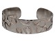 Antik K 
presents: 
Gudrun 
Sjödén Sweden 
sterling silver
Bangle in 
heavy quality