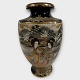 Moster Olga - 
Antik og Design 
presents: 
Japanese
Satsuma vase
30 cm
DKK 700
