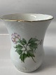 Antik Huset 
presents: 
Vase / Mug 
With Anemones 
from Bing and 
Grondahl
Height.: 15 
cm.