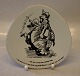 Klosterkælderen 
presents: 
Knabstrup 
triangular 
plate ca 16 cm 
Storm P: The 
shortest day 
...