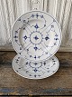 Karstens Antik 
presents: 
Royal 
Copenhagen Blue 
Fluted Dinner 
Plate No. 175