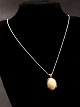 Middelfart 
Antik presents: 
830 silver 
pendant