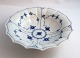 Lundin Antique 
presents: 
Royal 
Copenhagen. 
Blue Fluted, 
plain. Water 
jug. Model 161. 
Height 18 cm. 
(1 quality). 
...