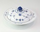 Osted Antik & 
Design 
presents: 
Lidded 
Bowl – Fluted 
Blue Fluted – 
Royal 
Copenhagen – 
No. 272
