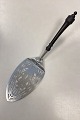 Danam Antik 
presents: 
Antique 
Breiman Danish 
Silver Fish 
Serving Spatula