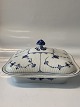 Antik Huset 
presents: 
Royal 
Copenhagen Blue 
Fluted Fluted, 
rare square 
lidded dish.
Decoration No. 
1/284.