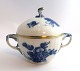 Lundin Antique 
presents: 
Royal 
Copenhagen. 
Blue flower 
with gold. 
Lunch plate. 
Sugar bowl. 
Model 1680. 
Diameter ...
