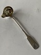 Antik Huset 
presents: 
Cream 
spoon Mussel 
Silver
Length 13.5 
cm.