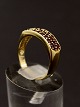 Middelfart 
Antik presents: 
8 carat 
gold ring with 
numerous 
garnets