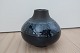 ViKaLi 
presents: 
Søholm 
vase
Søholm Denmark 
Stentøj
Design: Einar 
Johansen
Einar Johansen 
worked by 
Søholm ...