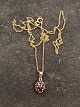 Middelfart 
Antik presents: 
8 carat 
gold pendant