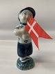 Antik Huset 
presents: 
Aluminia 
figure 
year.1942 
Little Brother 
faience 
Children's Aid 
Day figures