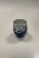 Danam Antik 
presents: 
Bing and 
Grondahl 
Christmas Rose 
Vase No. 119