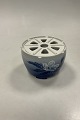 Danam Antik 
presents: 
Bing and 
Grondahl 
Christmas Rose 
Tea warmer No. 
237