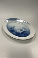 Danam Antik 
presents: 
Bing and 
Grondahl 
Christmas Rose 
Oval Serving 
Tray No. 15 / 
315