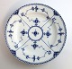 Lundin Antique 
presents: 
Royal 
Copenhagen. 
Blue fluted, 
half lace. 
Dinner plate. 
Model 571. 
Diameter 25 cm. 
(1 ...