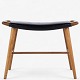 Roxy Klassik 
presents: 
Hans J. 
Wegner / AP 
Stolen.
AP 30 - Piano 
stool in oak 
with seat in 
patinated black 
...