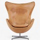 Roxy Klassik 
presents: 
Arne 
Jacobsen / 
Fritz Hansen.
AJ 3316 - 'The 
Egg' armchair 
in patinated 
natural ...